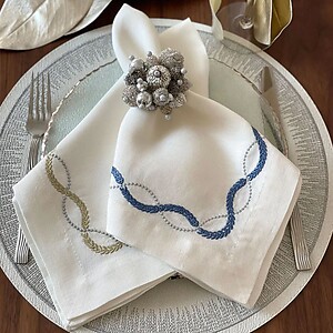 Bodrum Olympia: Embroidered Elegance for Festive Tables