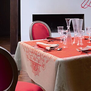 Le Jacquard Francais Venezia Cornelian Table Linens