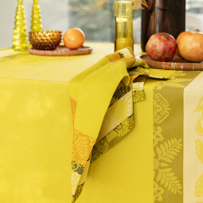 Le Jacquard Francai Mumbai Yellow Table Linens | J Brulee Home